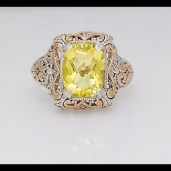 Woman’s Peridot ring. Size 6 - Picture 1 of 2